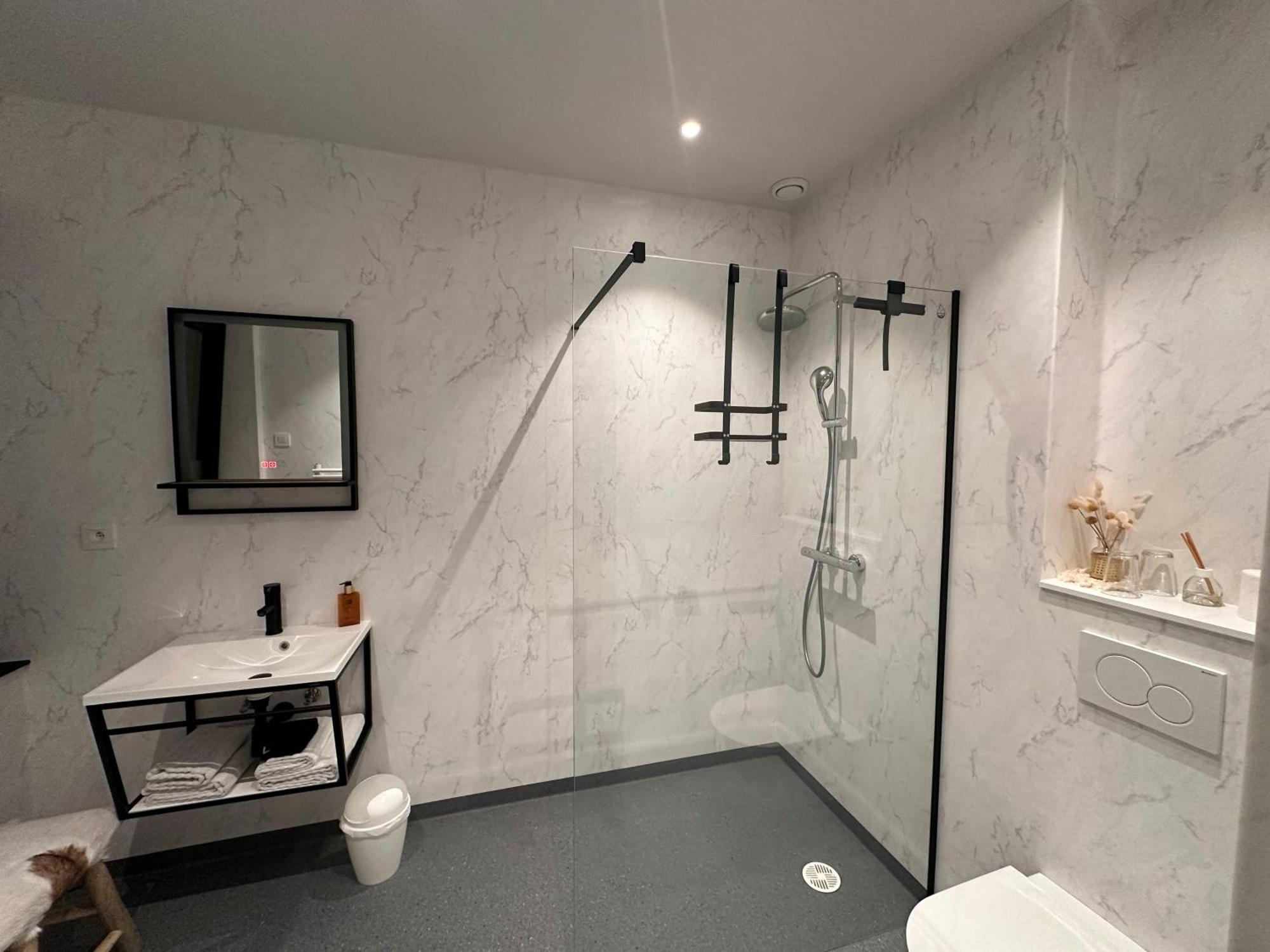 Hotel - B&B Elementum Kortrijk Ngoại thất bức ảnh