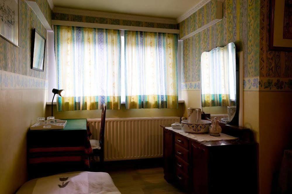 Hotel - B&B Elementum Kortrijk Ngoại thất bức ảnh